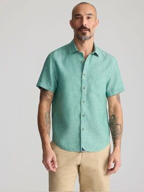 UNTUCKit 100% LINEN Short-Sleeve Cameron Shirt